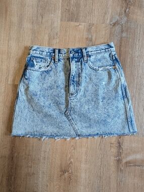 Abercrombie & Fitch Light Acid Wash Denim Mini Skirt